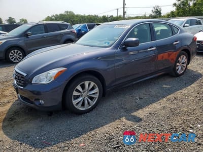 2011 INFINITI M37 X JN1BY1AR4BM373299 - główne zdjęcie licytacji z USA - miniatura