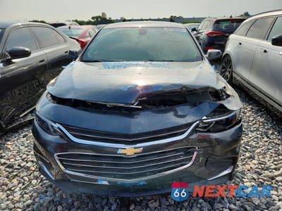 Piąte zdjęcie samochodu w środku: 2017 CHEVROLET MALIBU LT VIN:1G1ZE5ST9HF189617 - miniatura