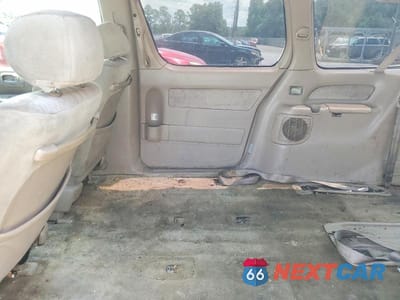 Zdjęcie 11 z 13 samochodu: 2000 TOYOTA SIENNA XLE VIN:4T3ZF13C4YU317207 - miniatura