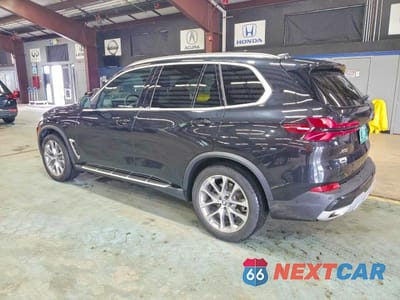 Trzecie zdjęcie samochodu z tyłu: 2026 BMW X5 XDRIVE40I VIN:5UX23EU06T9110184 - miniatura