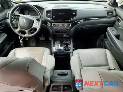 Zdjęcie 8 z 13 samochodu: 2021 HONDA PASSPORT TOURING VIN:5FNYF8H99MB013405 - miniatura