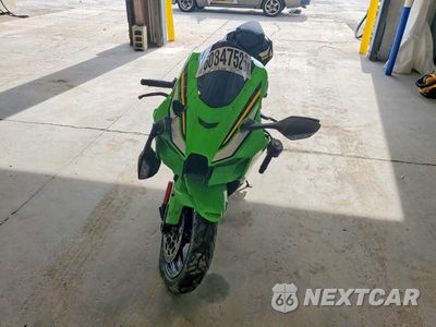 Drugie zdjęcie samochodu z przodu: 2025 KAWASAKI ZX1002 M VIN:JKBZXVM13SA009314 - miniatura
