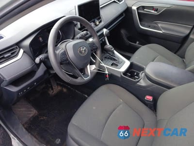 Zdjęcie 7 z 12 samochodu: 2023 TOYOTA RAV4 XLE VIN:2T3P1RFVXPW366962 - miniatura
