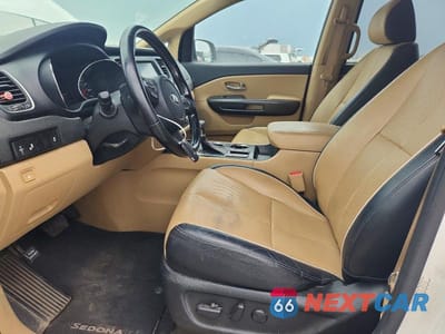 Zdjęcie 7 z 13 samochodu: 2019 KIA SEDONA EX VIN:KNDMB5C18K6515163 - miniatura