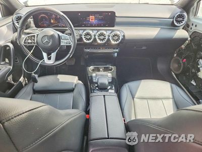 Zdjęcie 8 z 12 samochodu: 2022 MERCEDES-BENZ A 220 VIN:W1K3G4EB8NJ366645 - miniatura