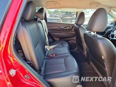 Zdjęcie 10 z 12 samochodu: 2017 NISSAN ROGUE SL VIN:JN8AT2MTXHW407509 - miniatura