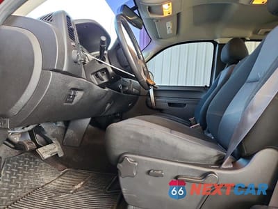 Zdjęcie 7 z 12 samochodu: 2013 CHEVROLET SILVERADO K1500 LT VIN:1GCRKSE72DZ378759 - miniatura