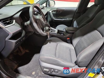 Zdjęcie 7 z 13 samochodu: 2021 TOYOTA RAV4 PRIME SE VIN:JTMAB3FV7MD038097 - miniatura