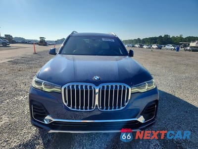 Piąte zdjęcie samochodu w środku: 2021 BMW X7 XDRIVE40I VIN:5UXCW2C09M9H86421 - miniatura