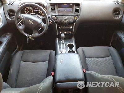 Zdjęcie 8 z 13 samochodu: 2019 NISSAN PATHFINDER S VIN:5N1DR2MM4KC645649 - miniatura