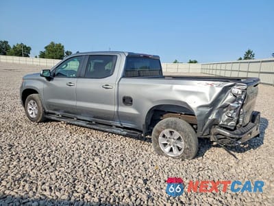 Drugie zdjęcie samochodu z przodu: 2026 CHEVROLET SILVERADO K1500 LT VIN:1GCUKDED5TZ296194 - miniatura
