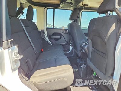 Zdjęcie 10 z 13 samochodu: 2021 JEEP WRANGLER UNLIMITED SPORT VIN:1C4HJXDN9MW794272 - miniatura