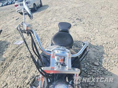 Piąte zdjęcie samochodu w środku: 2003 HONDA VT1300 S VIN:1HFSC52043A001957 - miniatura