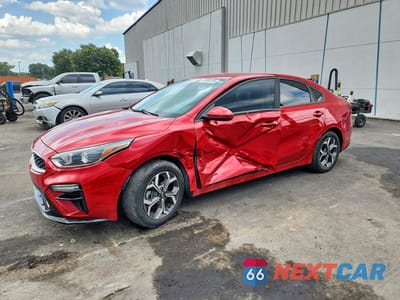 2019 KIA FORTE LXS 3KPF24AD7KE053737 - główne zdjęcie licytacji z USA - miniatura