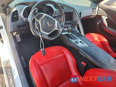 Zdjęcie 8 z 13 samochodu: 2019 CHEVROLET CORVETTE VIN:1G1YW2D77K5106710 - miniatura