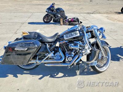 2013 HARLEY-DAVIDSON FLHRC ROAD KING CLASSIC 1HD1FRM35DB656747 - główne zdjęcie licytacji z USA - miniatura