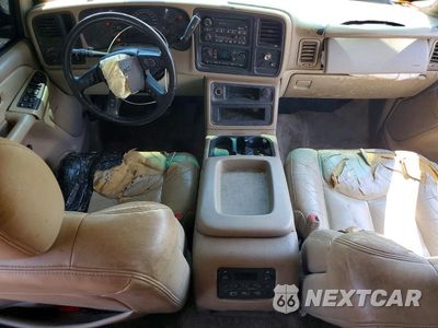 Zdjęcie 8 z 12 samochodu: 2003 GMC YUKON VIN:1GKEC13Z53R234815 - miniatura