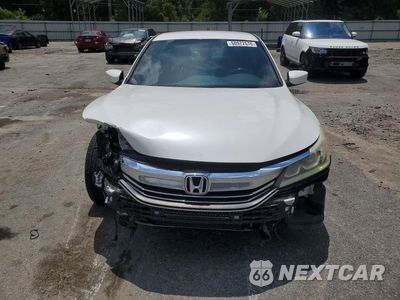 Piąte zdjęcie samochodu w środku: 2017 HONDA ACCORD SPORT VIN:1HGCR2F53HA043353 - miniatura