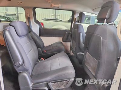Zdjęcie 11 z 13 samochodu: 2010 DODGE GRAND CARAVAN HERO VIN:2D4RN3D10AR426889 - miniatura