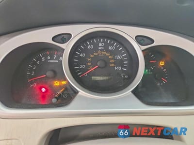 Zdjęcie 9 z 13 samochodu: 2004 TOYOTA HIGHLANDER BASE VIN:JTEEP21A940037344 - miniatura