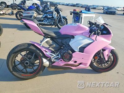 2024 DUCATI PANIGALE V2 ZDMHAATWXRB014631 - główne zdjęcie licytacji z USA - miniatura