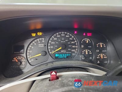 Zdjęcie 9 z 14 samochodu: 2001 CHEVROLET SUBURBAN K2500 VIN:3GNGK26G81G134932 - miniatura