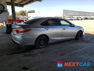 Trzecie zdjęcie samochodu z tyłu: 2016 TOYOTA CAMRY LE VIN:4T1BF1FKXGU570866 - miniatura