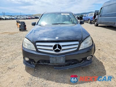 Piąte zdjęcie samochodu w środku: 2010 MERCEDES-BENZ C 300 4MATIC VIN:WDDGF8BB7AR108743 - miniatura