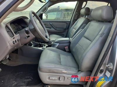 Zdjęcie 7 z 12 samochodu: 2003 TOYOTA SEQUOIA LIMITED VIN:5TDBT48A03S193336 - miniatura