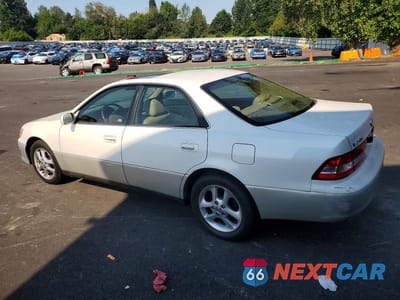 Drugie zdjęcie samochodu z przodu: 2001 LEXUS ES 300 VIN:JT8BF28GX10329051 - miniatura