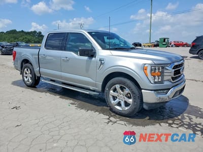 Czwarte zdjęcie samochodu z boku: 2023 FORD F150 SUPERCREW VIN:1FTEW1CP5PKD57420 - miniatura
