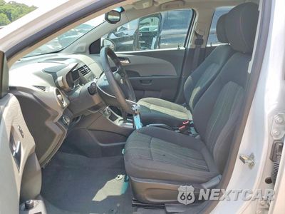 Zdjęcie 7 z 12 samochodu: 2014 CHEVROLET SONIC LT VIN:1G1JC6SH5E4221698 - miniatura