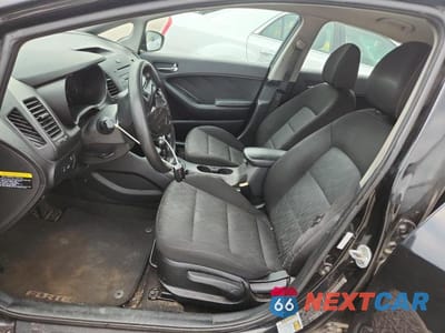 Zdjęcie 7 z 12 samochodu: 2016 KIA FORTE LX VIN:KNAFK4A63G5487767 - miniatura