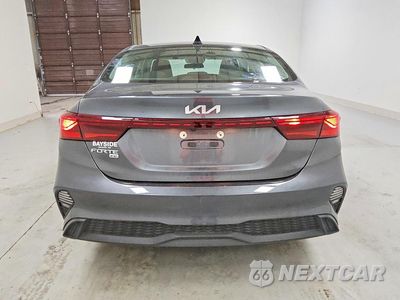 Zdjęcie 6 z 12 samochodu: 2023 KIA FORTE LX VIN:3KPF24AD5PE685885 - miniatura