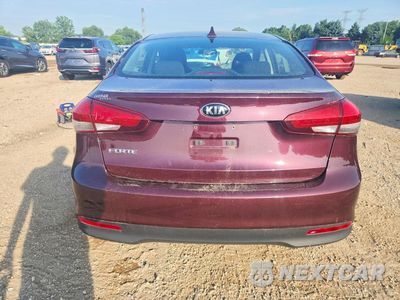 Zdjęcie 6 z 13 samochodu: 2018 KIA FORTE LX VIN:3KPFK4A79JE213139 - miniatura