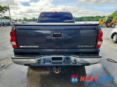 Zdjęcie 6 z 12 samochodu: 2005 CHEVROLET SILVERADO K1500 HEAVY DUTY VIN:1GCGK13U55F929442 - miniatura