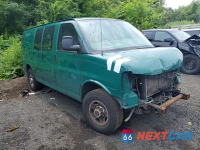 Czwarte zdjęcie samochodu z boku: 2013 GMC SAVANA G3500 VIN:1GTZ7TCG0D1178715 - miniatura