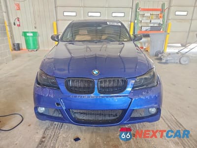 Piąte zdjęcie samochodu w środku: 2011 BMW 328 I VIN:WBAPH7C50BE682906 - miniatura