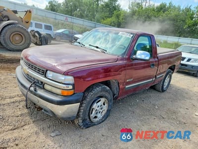 1999 CHEVROLET SILVERADO K1500 1GCEK14V8XZ134336 - główne zdjęcie licytacji z USA - miniatura