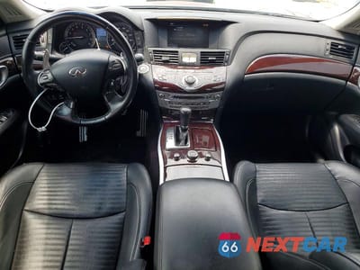 Zdjęcie 8 z 12 samochodu: 2011 INFINITI M56 BASE VIN:JN1AY1AP7BM520354 - miniatura