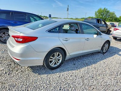 Trzecie zdjęcie samochodu z tyłu: 2016 HYUNDAI SONATA SE VIN:5NPE24AF6GH283267 - miniatura