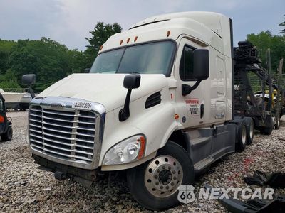 2018 FREIGHTLINER CASCADIA 113 SEMI TRUCK 3AKJGHDV0JSKA5475 - główne zdjęcie licytacji z USA - miniatura