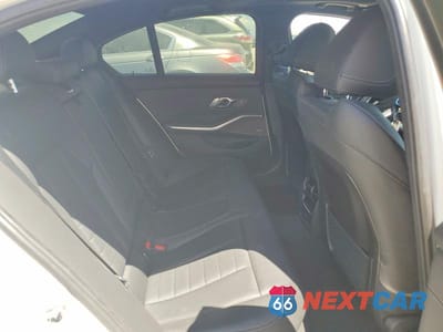Zdjęcie 10 z 13 samochodu: 2023 BMW 330E VIN:3MW39FF09P8C97313 - miniatura