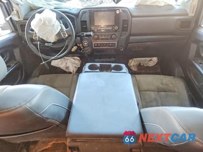 Zdjęcie 8 z 12 samochodu: 2021 NISSAN TITAN XD S VIN:1N6AA1FAXMN534457 - miniatura