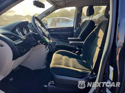 Zdjęcie 7 z 12 samochodu: 2016 DODGE GRAND CARAVAN SE VIN:2C4RDGBG8GR110017 - miniatura