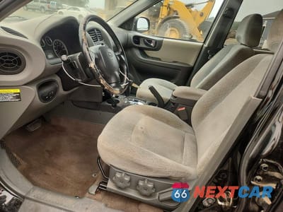 Zdjęcie 7 z 13 samochodu: 2005 HYUNDAI SANTA FE GLS VIN:KM8SC73D25U987803 - miniatura