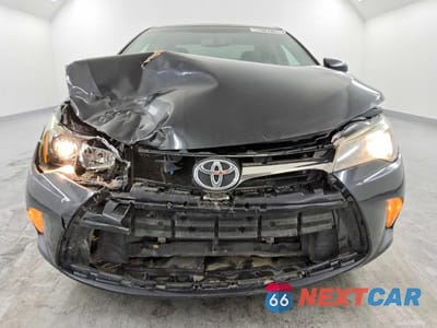 Piąte zdjęcie samochodu w środku: 2016 TOYOTA CAMRY SE VIN:4T1BF1FK4GU258901 - miniatura