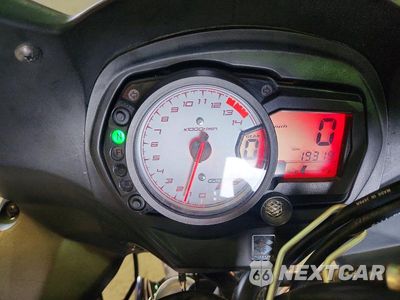 Zdjęcie 7 z 10 samochodu: 2008 SUZUKI GSX650 F VIN:JS1GP74A682100247 - miniatura