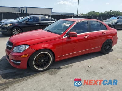 2013 MERCEDES-BENZ C 250 WDDGF4HB5DR288776 - główne zdjęcie licytacji z USA - miniatura