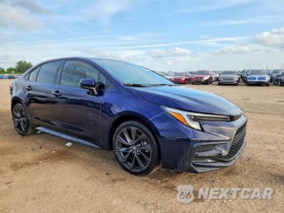 Czwarte zdjęcie samochodu z boku: 2024 TOYOTA COROLLA HYBRID SE VIN:JTDBCMFE4RJ022486 - miniatura